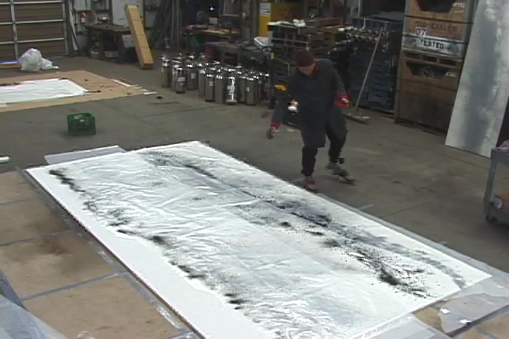Cai Guo-Qiang creating Mountain Range (2006). Photo courtesy of Cai Studio.