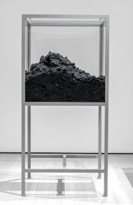 He Xiangyu, A Barrel of Dregs of Coca-Cola, 2009