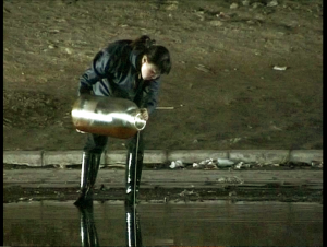 Peng Yu, Exile, 2000. Video stills. Photo courtesy of the artist.